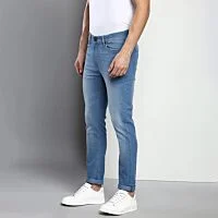 classic slim fit jeans