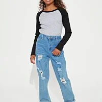 Distressed Straight Leg Jeans