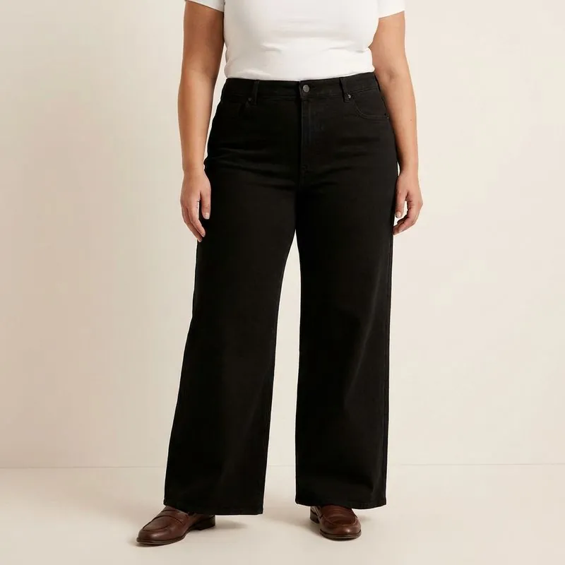 Women's Wide Leg Jeans worn on a model