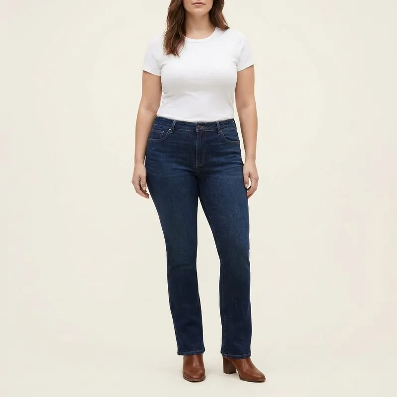 Bootcut jeans worn by a woman with a diamond body shape