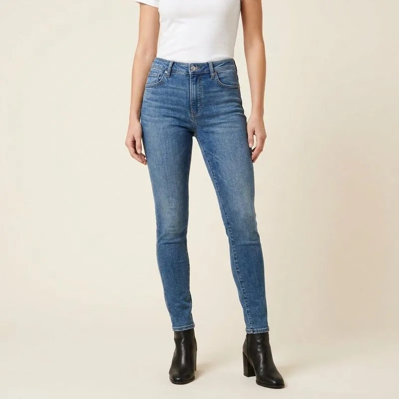 Skinny jeans, worn on a model